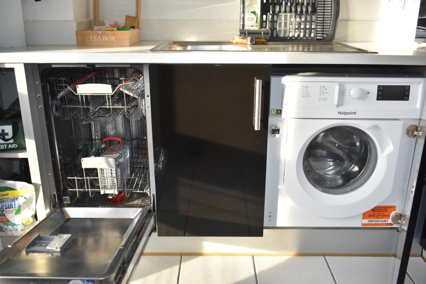 Luxury 2 Bedroom Northampton Townhouse With Balcony Dış mekan fotoğraf